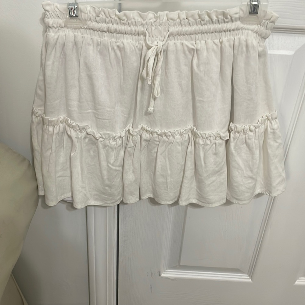 cute white ruffle skirt